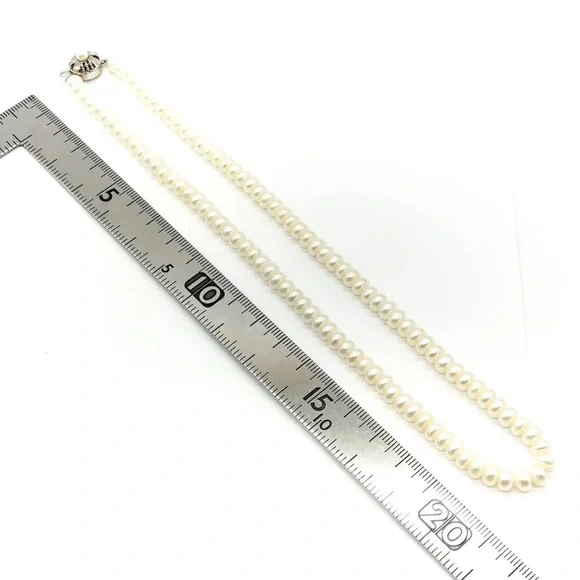 Pearl Necklace Stainless Steel - Picture 2 of 9